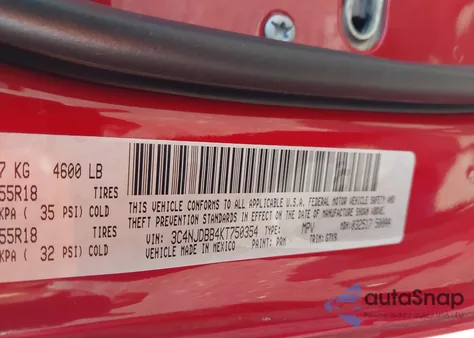 2019 Jeep Compass Altitude 4X4 z USA, uszkodzony, nr VIN 3C4NJDBB4KT750354